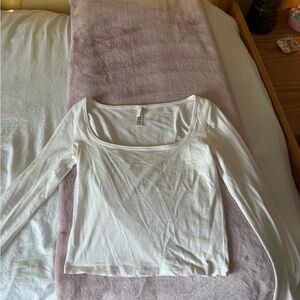 SKIMS White Long Sleeve Women's Top